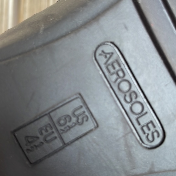 NWOT- Aerosoles Pine Tree TAUPE SUEDE Shoes/ Ankle Boots Size 6.5W - Picture 12 of 12